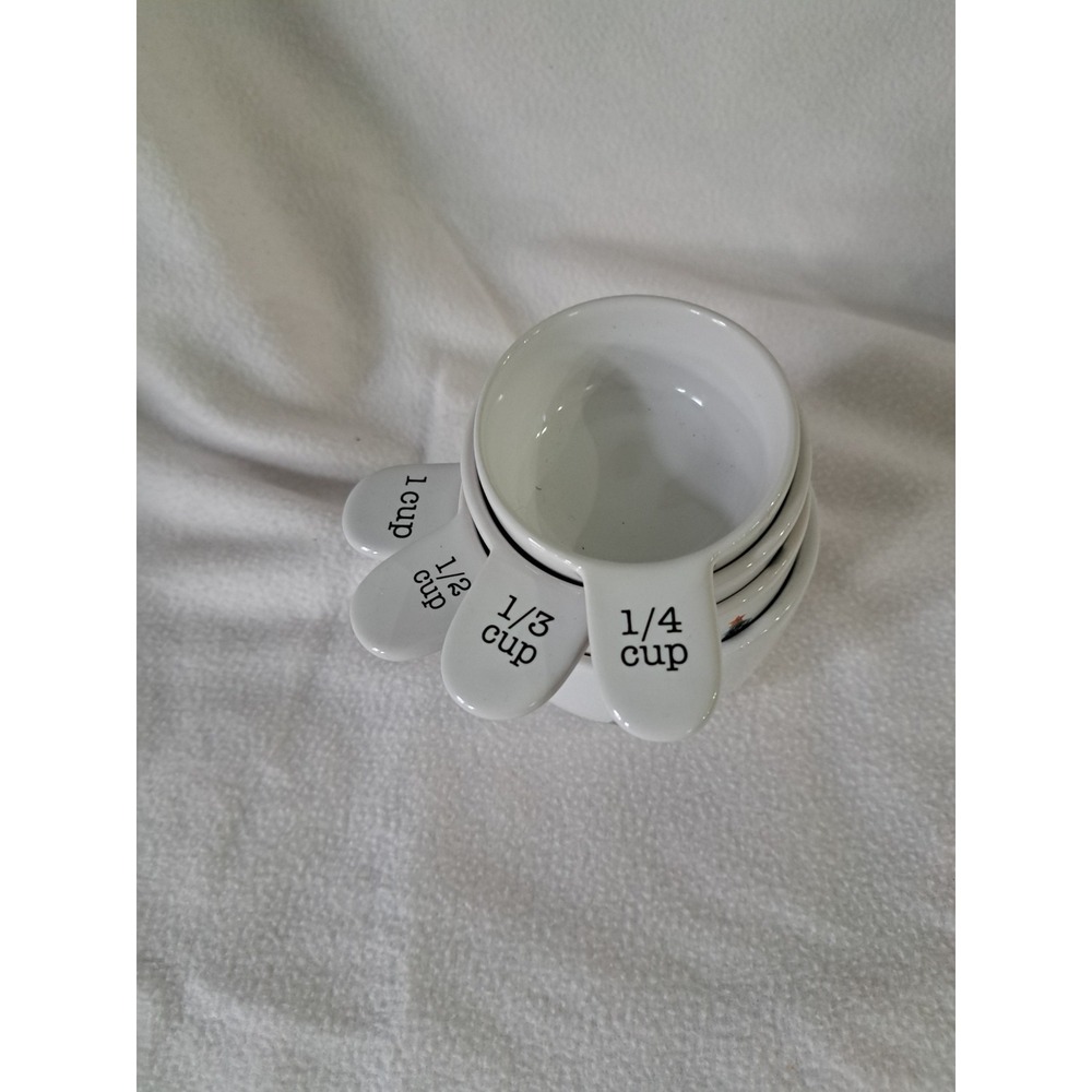RAE DUNN Measuring Cups Christmas Tree Holiday 2024. 1 Set of 4 - Picture 2 of 5